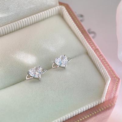 Love Angel Wings Earrings Super Flash Light Luxury High-end Niche Earrings