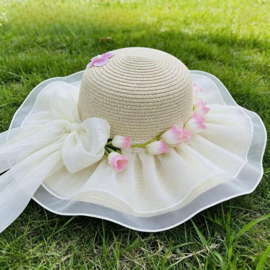 Summer Straw Hat With Lace Bow And Wide Brim For Sun Protection And Beach Vacation