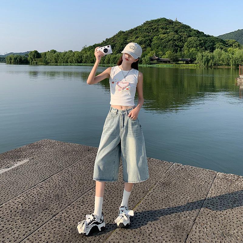 

Ретро Уличные Женские Джинсовые Шорты - Летний Гонконгский Стиль, Свободные Широкие, Расслабленный Крой, Стиль 5 карманов. Medium белый