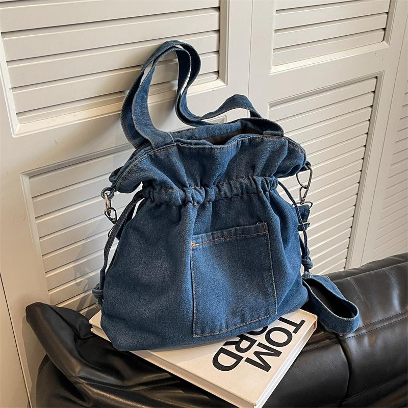 Denim Bag Women's 2025 New Literary Drawstring Bundle Bucket Bag Simple and Versatile Shoulder Messenger Bag