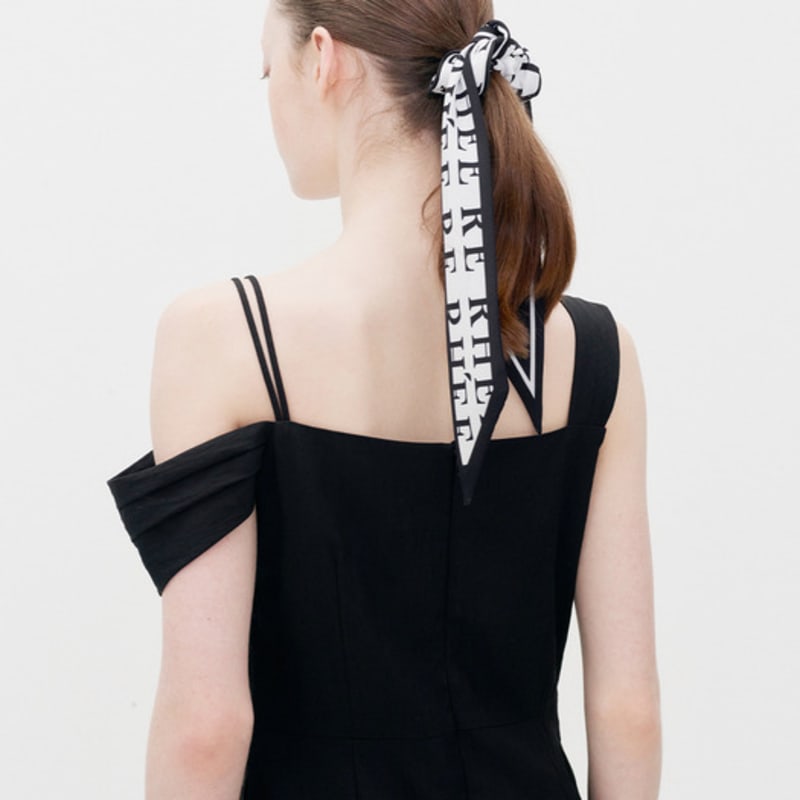 RE RHEE RERHEE SILK SCRUNCHIE