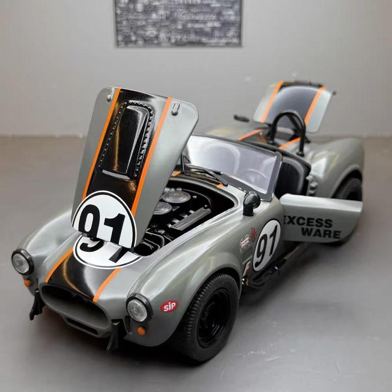 1:22 Shelby Cobra 427 S/C Leichtmetall Sportwagen Modell Diecast Metall Klassisch Retro Rennwagen Fahrzeuge Modell Sound Licht Kinderspielzeug Geschenk