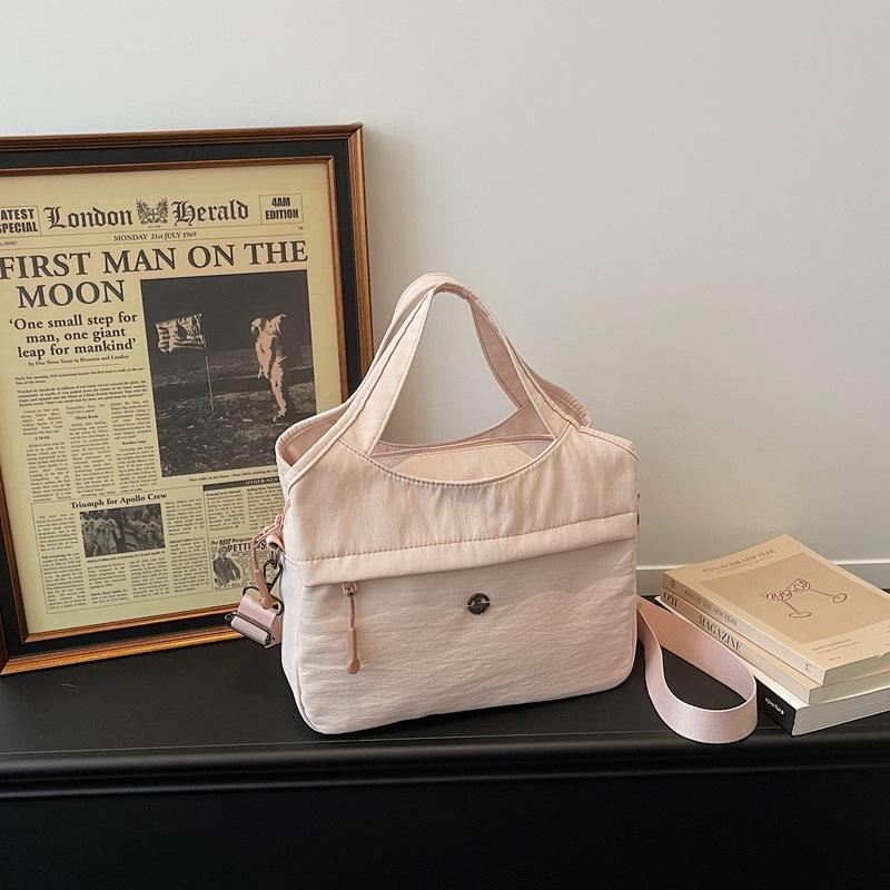 Korean Casual Anti-splashing Cloth Tote Bag 2026 New Simple Lightweight Multi-pocket Trendy Shoulder Bag Handbags for Women