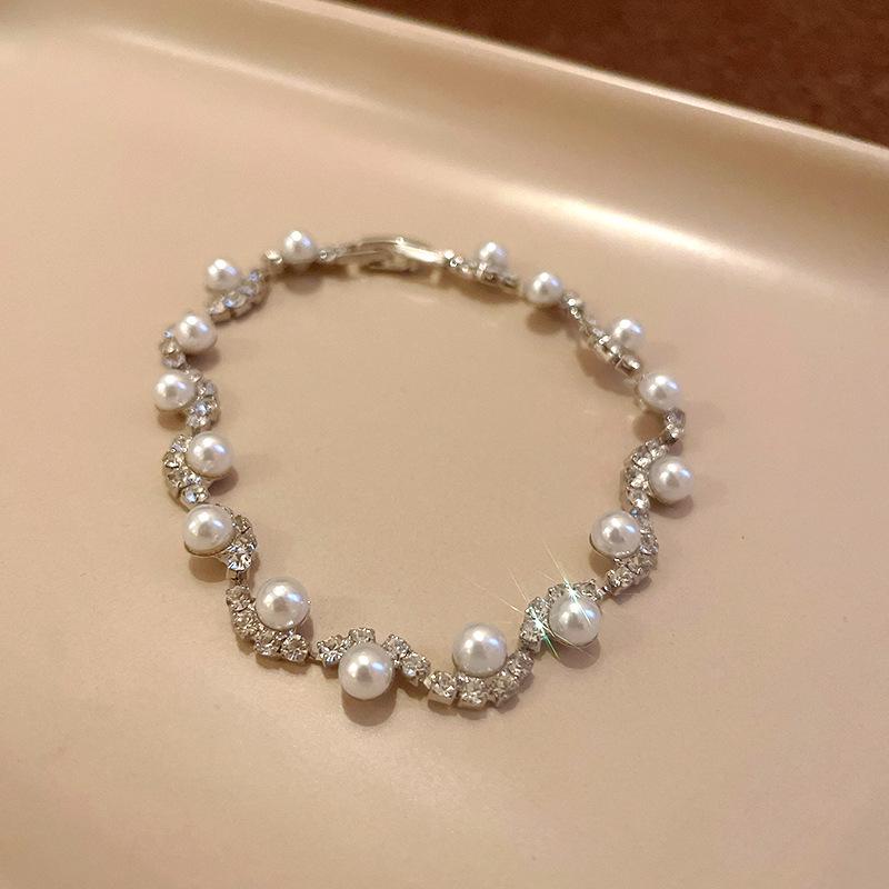 Brățară cu șnur cu perle și zirconiu roz cu strat dublu – Bijuterii de modă elegante și versatile