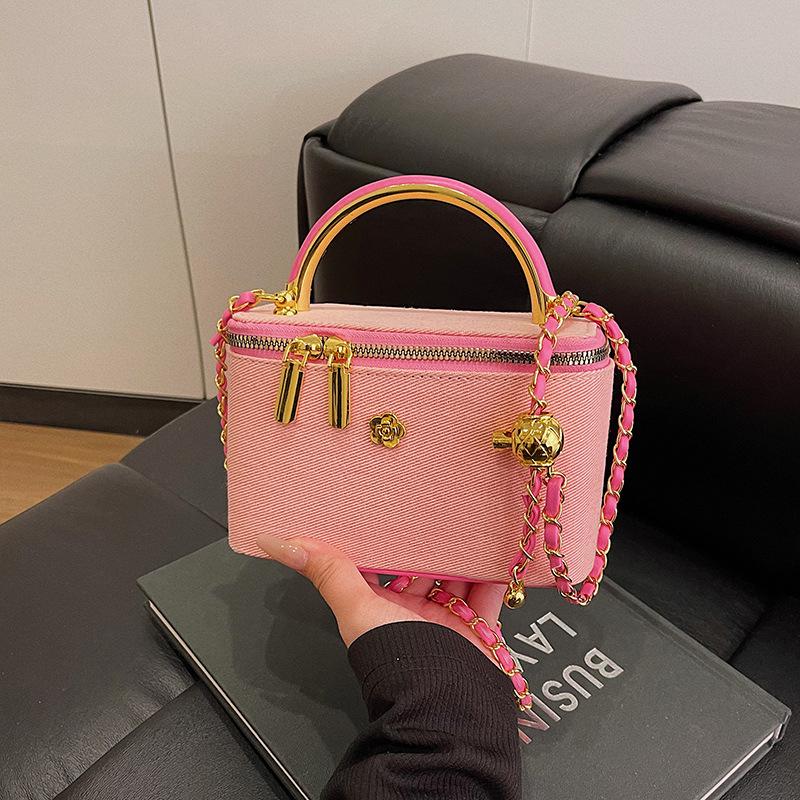

Women s 2025 Spring/Summer Handheld Fashion Square Crossbody Bag розовый