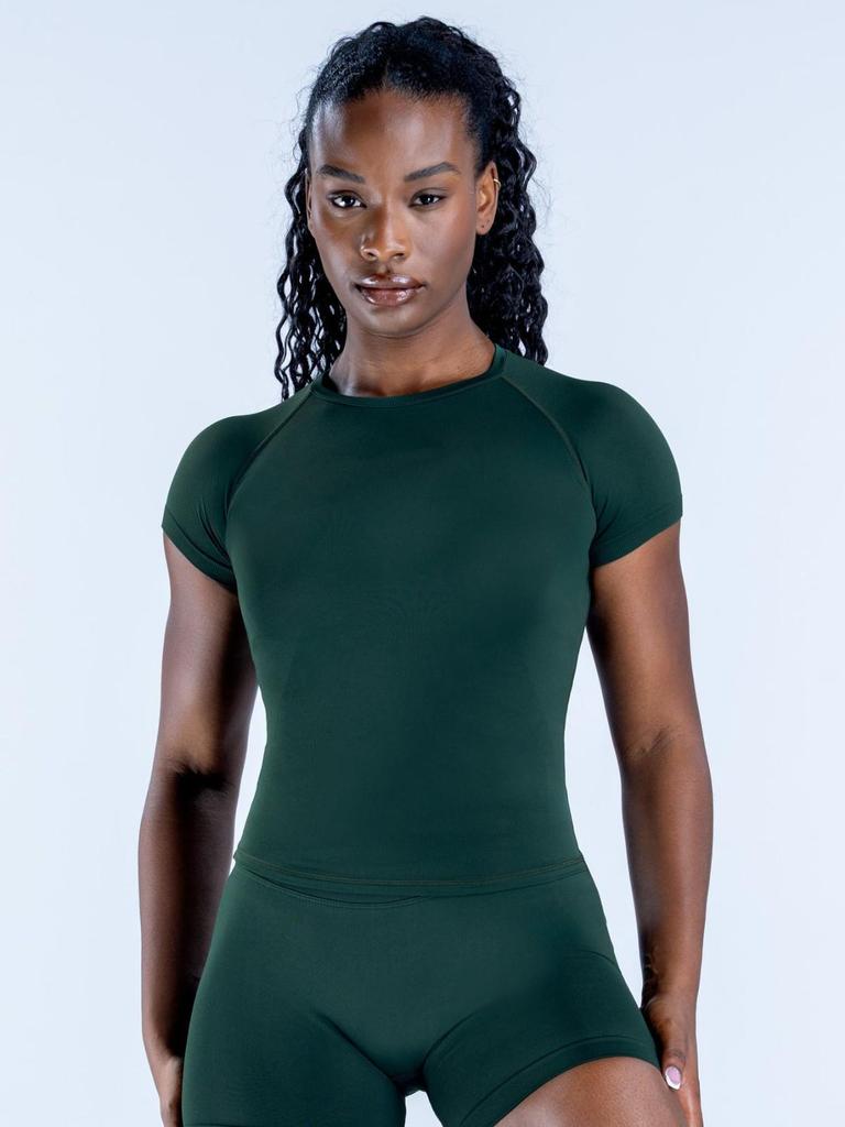 DFYNE Full Matte Nylon Seamless Moisture-Wicking Fitness T-Shirt