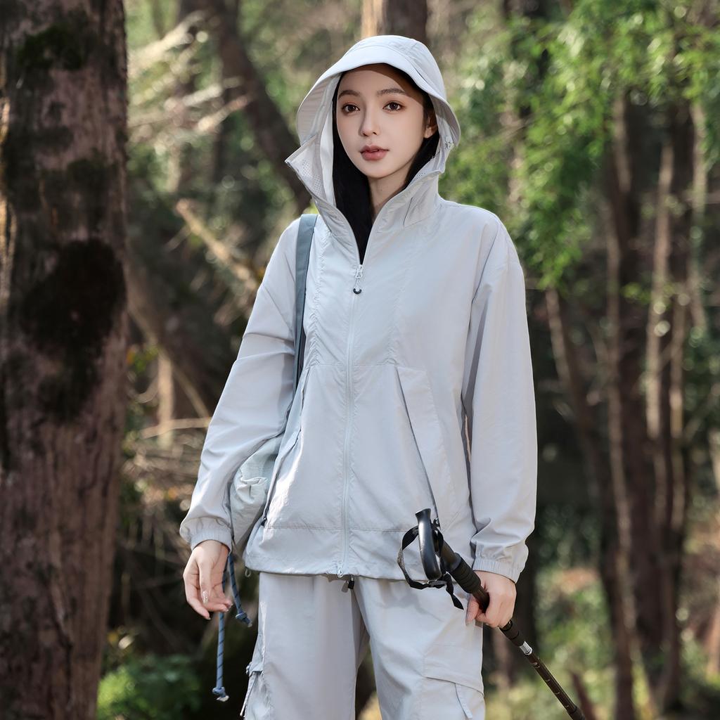 1011 summer new outdoor mountain light and quick-drying nylon ice silk men's and women's skin clothes breathable hiking sunscreen clothes