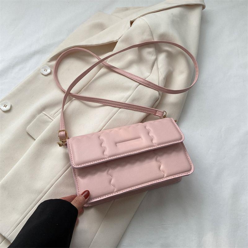 Fashionable Minimalist Shoulder Bag For Women 2023 Spring Trendy Small Crossbody Bag