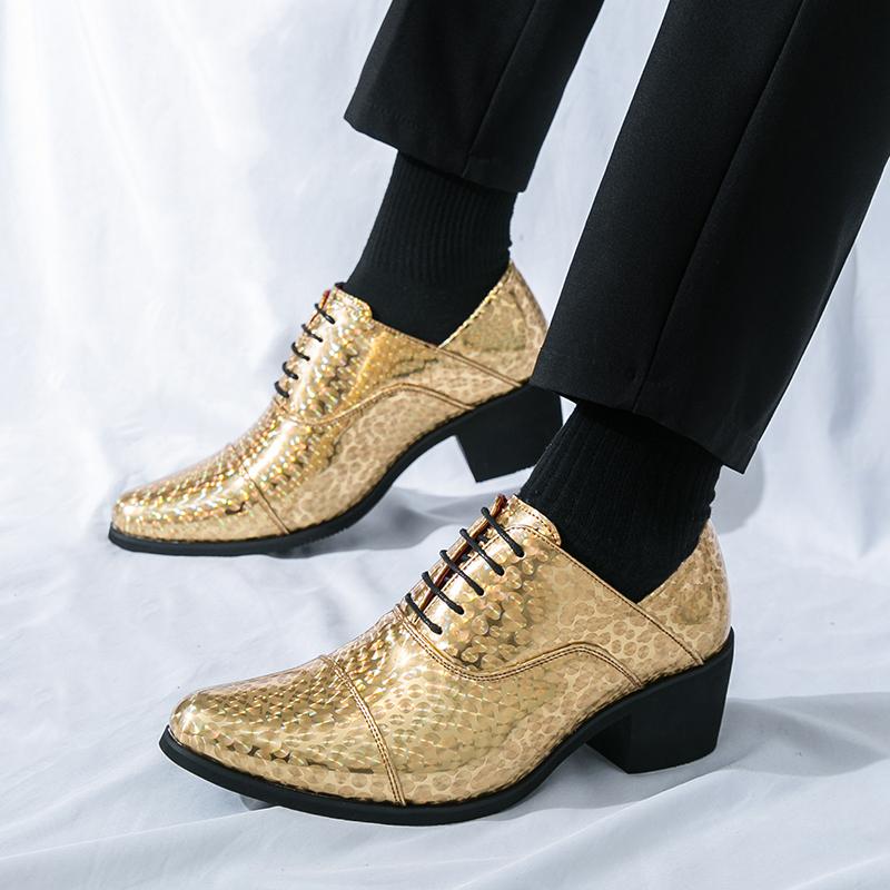 New Men Pointed Glitter Gold Silver Casual Patent Leather Shoes Male Oxfords Wedding Dress Formal Flats Footwear Zapatos Hombre
