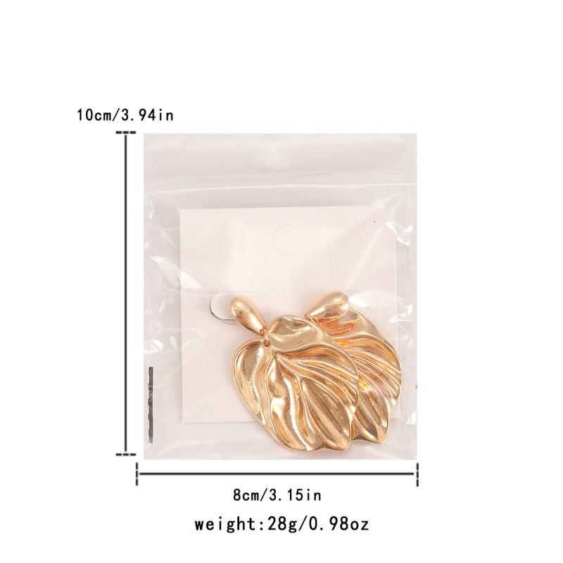 Elegant Zinc Alloy Leaf Earrings Women Gold Toned Minimalist Fashion Studs Trendy Botanical Jewelry Daily Wear