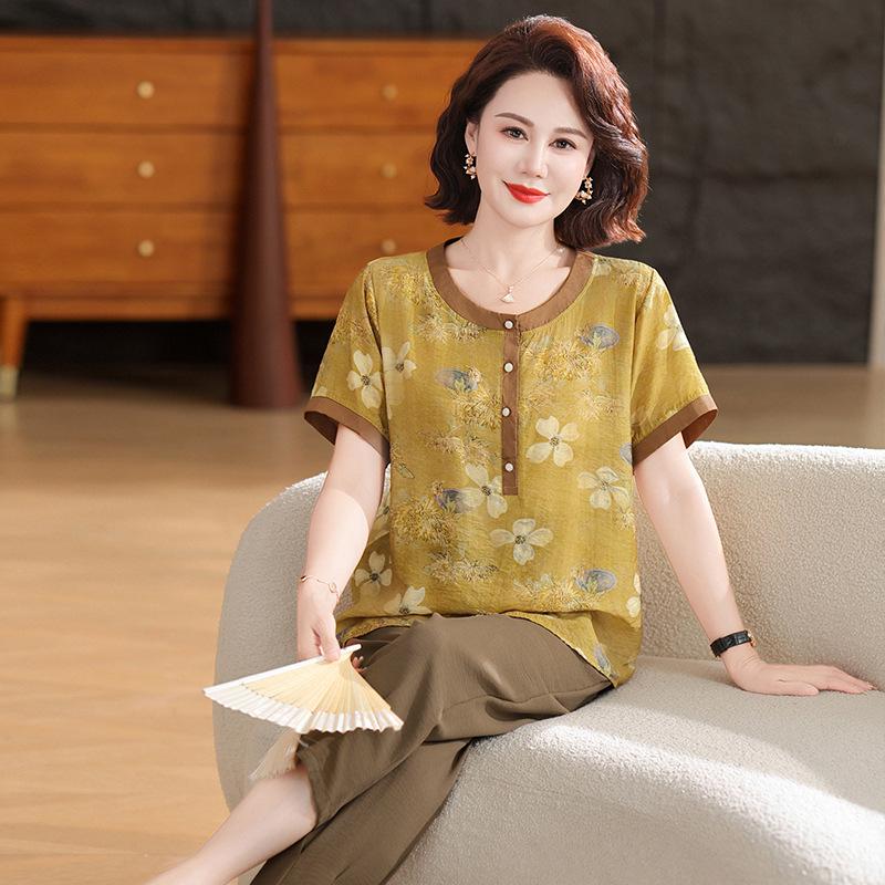 

Stylish Plus Size Summer Two-Piece Set for Mid-Aged & Elderly Women - Short-Sleeved Loose Fit 4XL (135-150 jin)