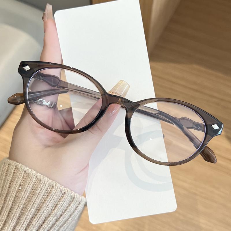 Retro and Minimalist Oval Eyeglass for Men and Women Frame Fashion Trendy Anti Blue Light Glasses Reading Eyewear Transparent Lenses