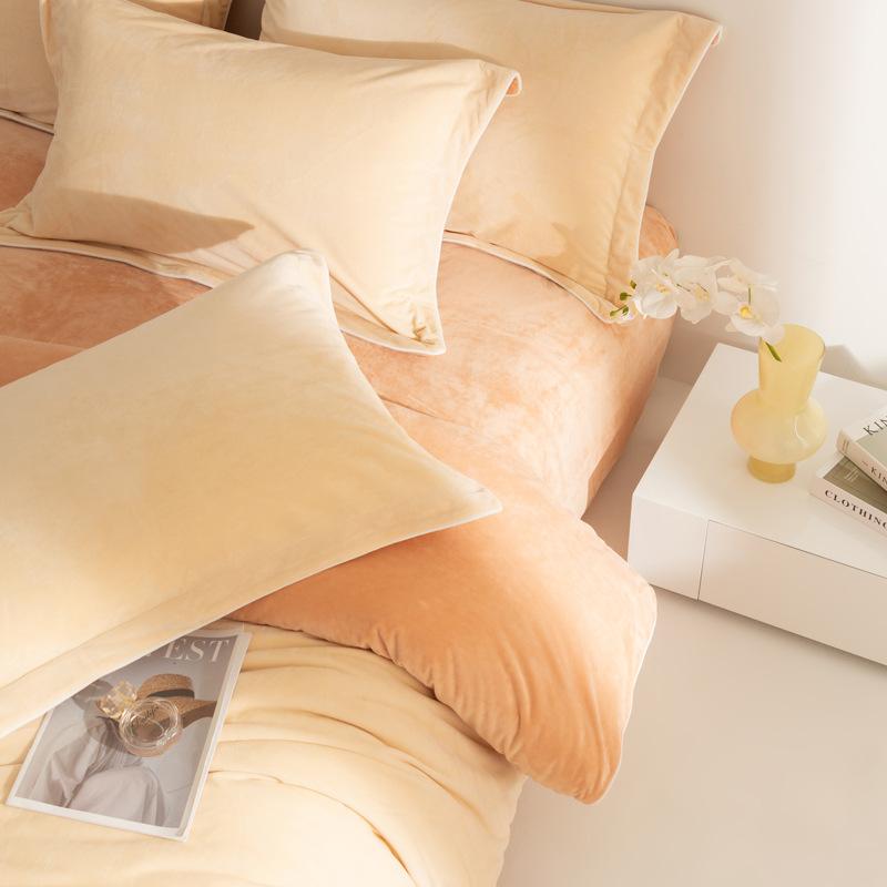 Winter and Autumn Bedding - Milk Fiber Quilt Set for Four Pieces