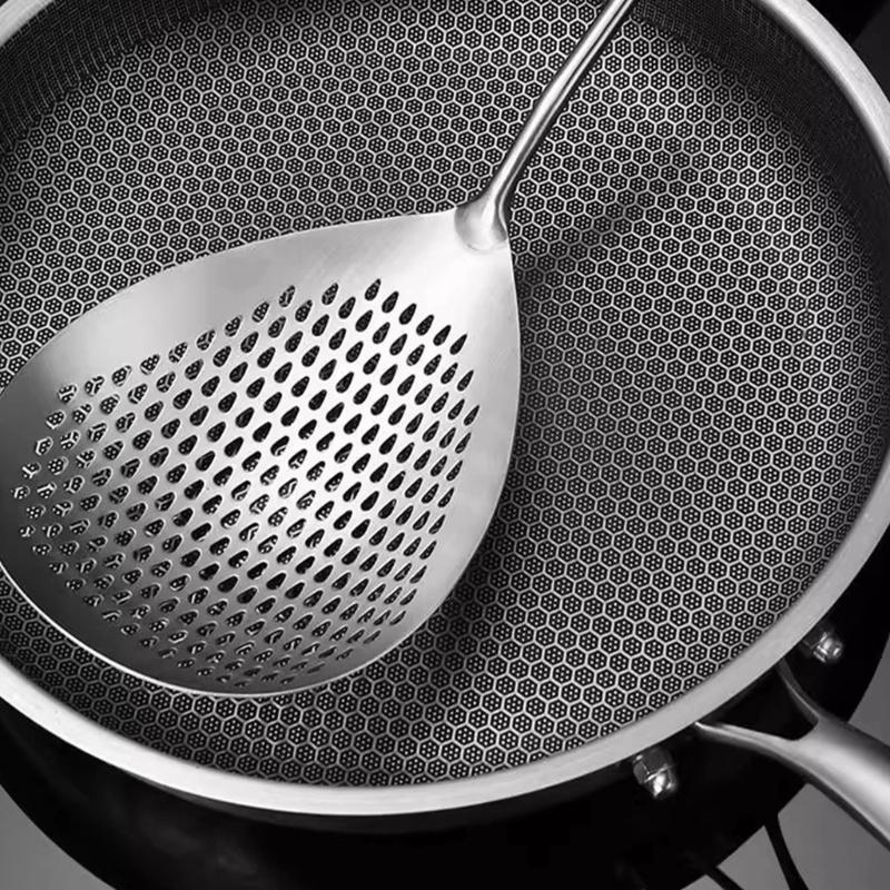 201 Stainless Steel Strainer Spoon With Wood Handle For Frying And Broth Straining Efficient Oil And Soup Separation Tool