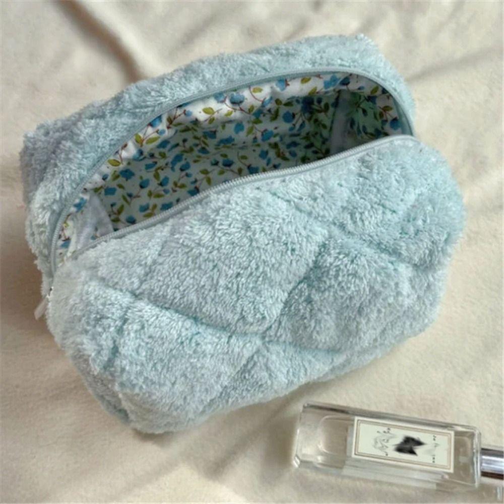 Plush Material Cosmetic Bag Pure Color Travel Organizer Compact Toiletry Bag Washbag