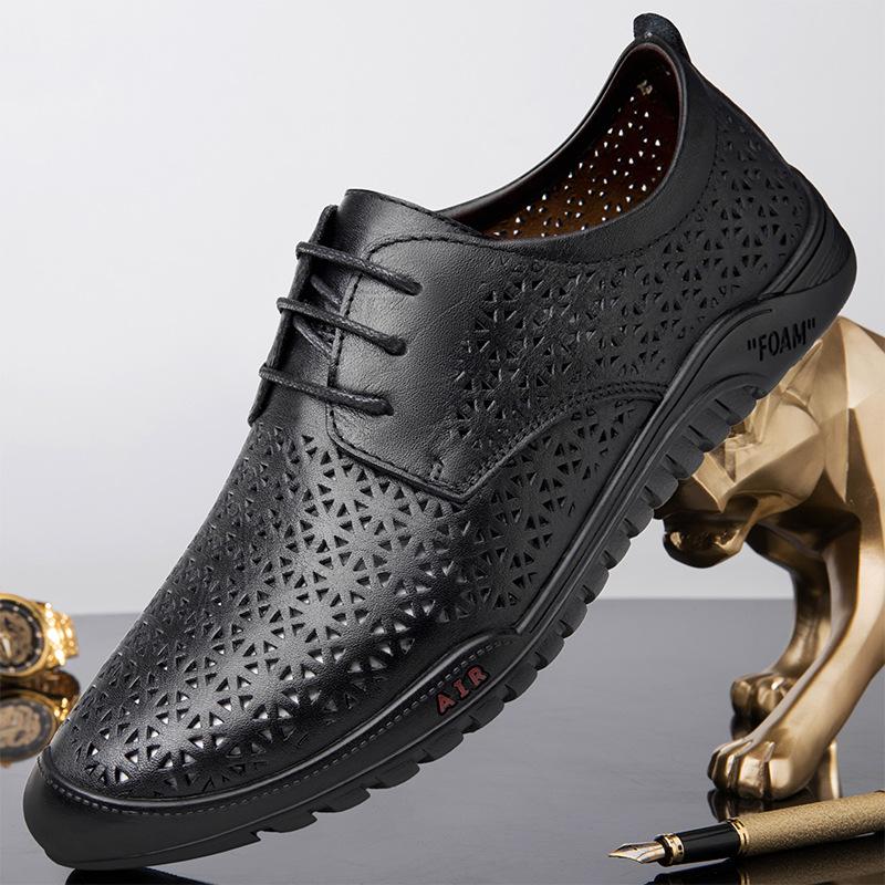 Men's shoes 2025 summer new fashion trend British style driving casual shoes round head lace-up hollow breathable leather shoes