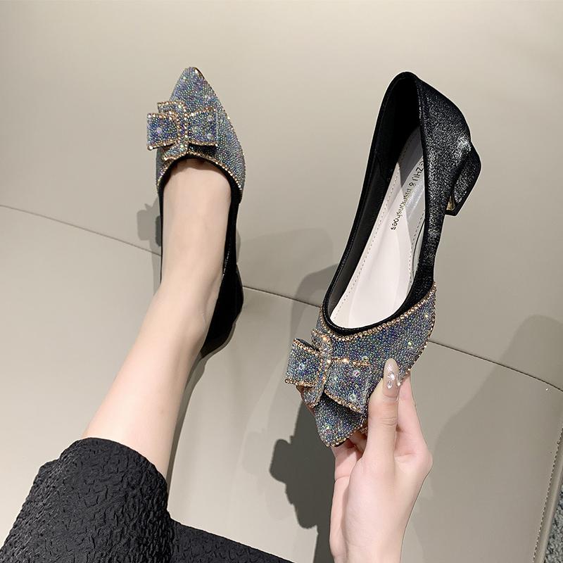 2026 Summer New Pointed Toe Rhinestone Single Shoes Women's Block Heel Sexy French Shallow Mouth Versatile