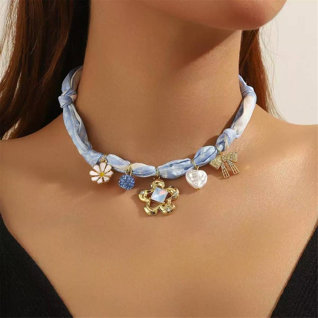 Delicate Fabric Chain Necklace Versatile Floral Heart Accent Soft Silk Blend Materials Casual Party Wear
