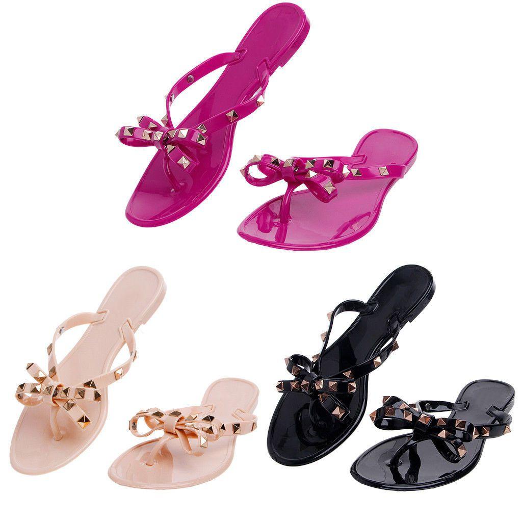 Summer Flat Rivet Jelly Flip Flop With Crystal Accents And Bowknot Detail For Women