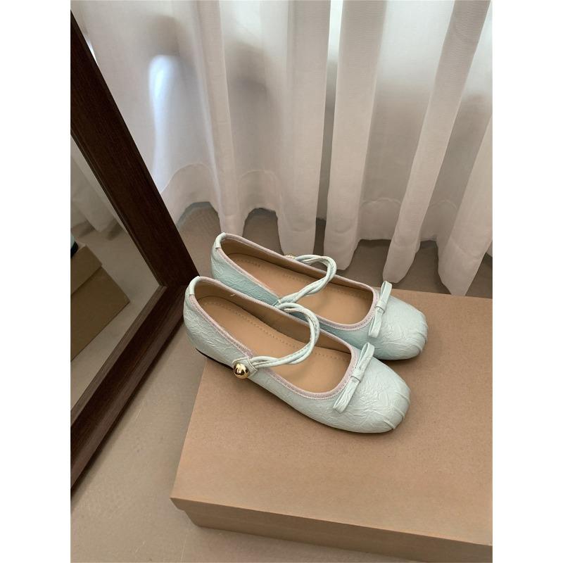 

Inner height increase silver light mouth single shoes women s new with skirt gentle fairy thick-soled Mary Jane shoes 40