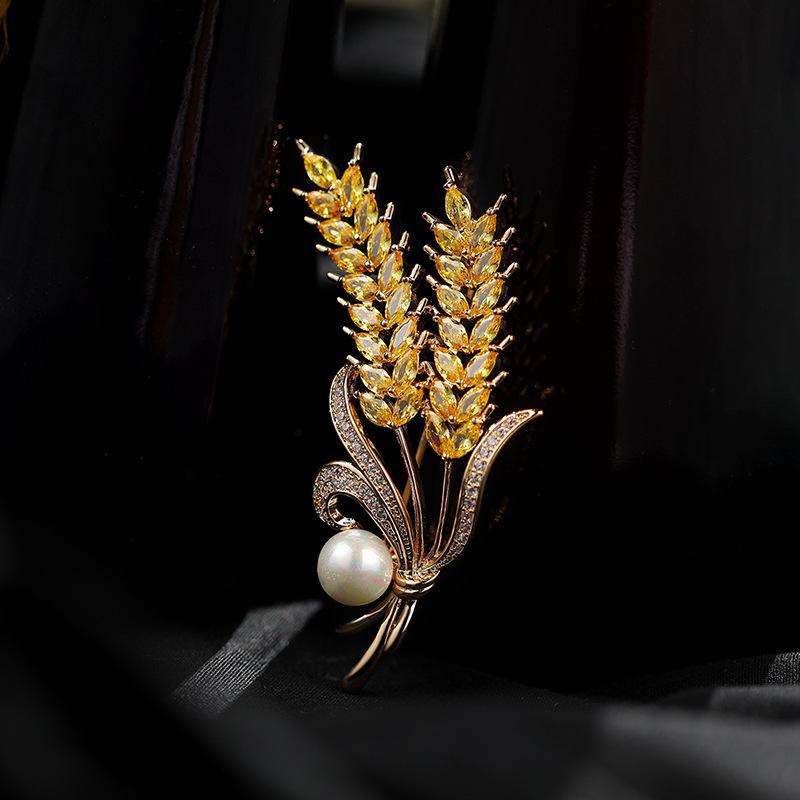 Broche Élégante Perle Blé Doré: Accessoire de Vêtement DIY en Cuivre Luxueux Zircon