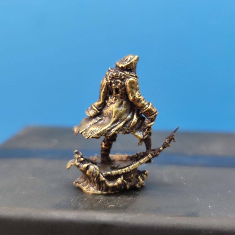 Brass Pirate Monster 1/64 Figurine Miniature Landscape Display Model Mini Figurines Ornaments