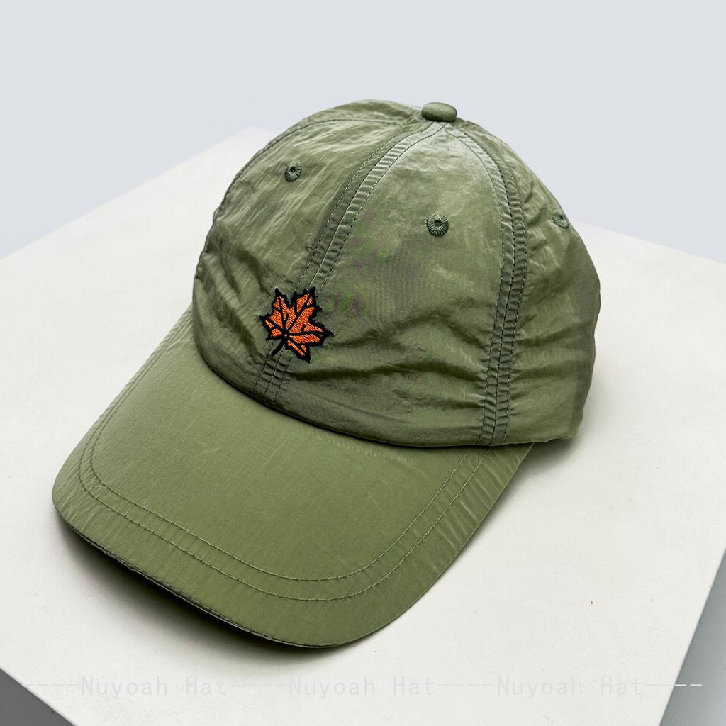 New Unisex Quick Drying Korean Embroidered Maple Leaf Baseball Hats Sunshade Simple Breathable Peaked Caps Versatile Fashion Ins