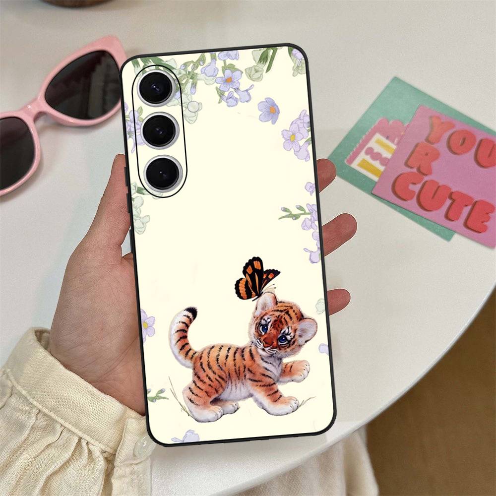 

Wildflower Safari Babies Bear Phone Case For Samsung S 24 Fe 25 Ultra Plus 20 Lite 21 30 22 23 24 22 Ultra 5G Fundas Samsung S25