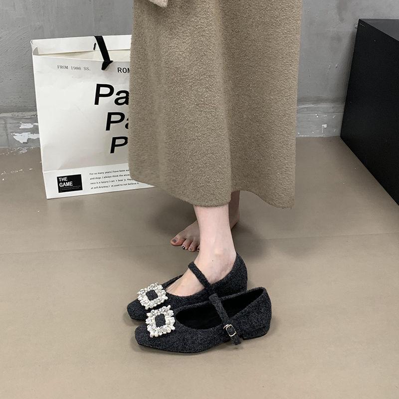 French square head rhinestone Mary Jane shoes winter new fashion niche Jue Jue Zi one word with velvet low heel shoes