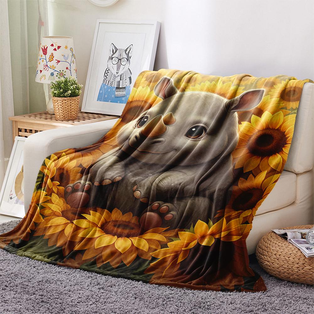 1Pc Cartoon Print Flannel Blanket, High Quality Comfortable for All Seasons, Home Decor, Warmth and Comfort, Perfect for Christmas Birthday Gift