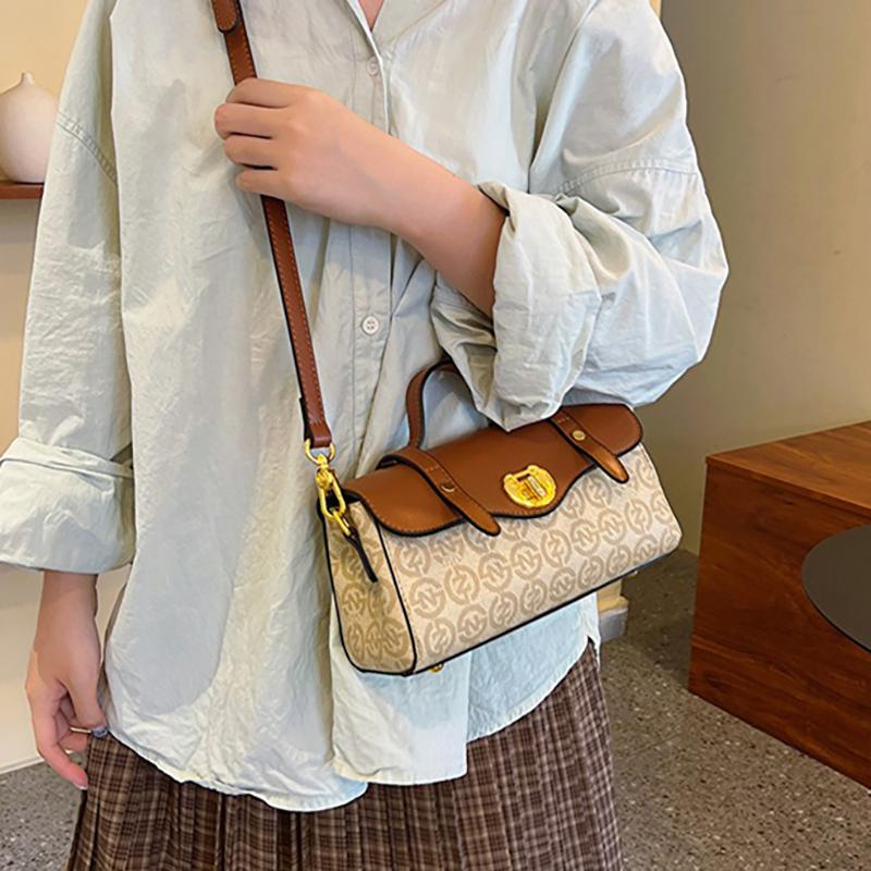 2024 New High-end Texture Retro Pillow Bag, Niche Design, Fashionable Temperament, Commuting One-shoulder Cross-body Women's Bag