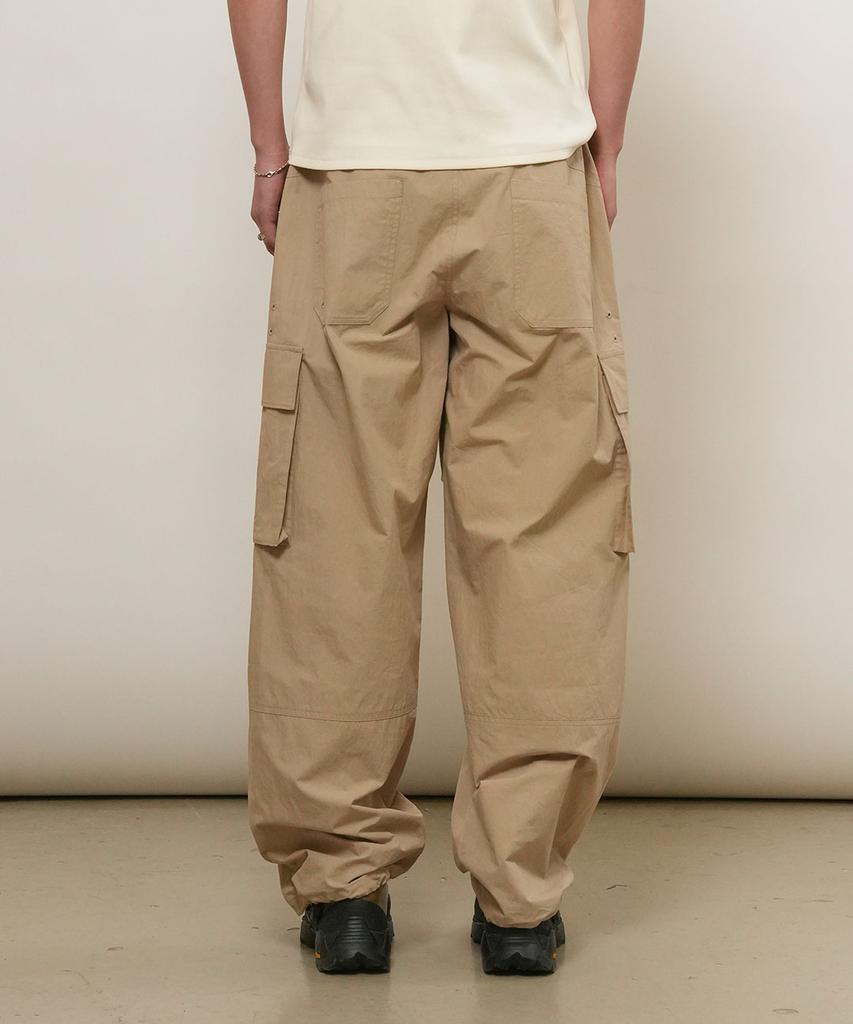 GENERALIDEA Man Elastic Waist Layered Cargo Pants [Beige] / Gf2Mpt013