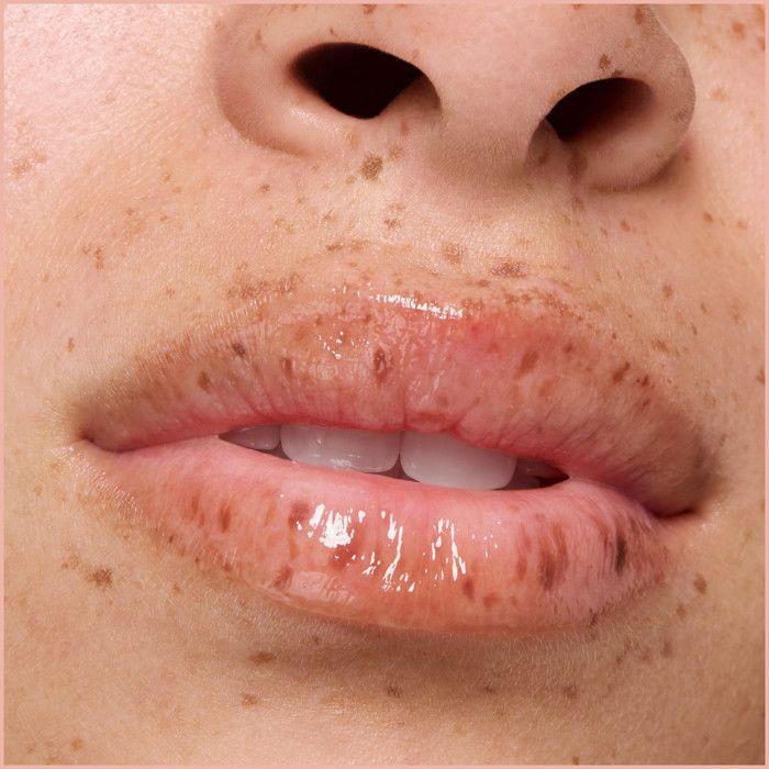 Essence - Balsamo Cura Labbra The Super Peptide Glossy Lip Treatment - 01 Peptacular