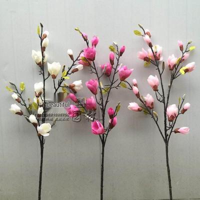 Composizione Floreale Artificiale di Magnolia per Soggiorno: Grande Esposizione di Rami Artificiali in Vaso