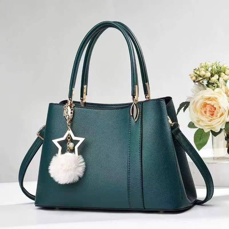 Trendy Luxury Women's Tote Bag With Chain Details Versatile Large Capacity For Everyday