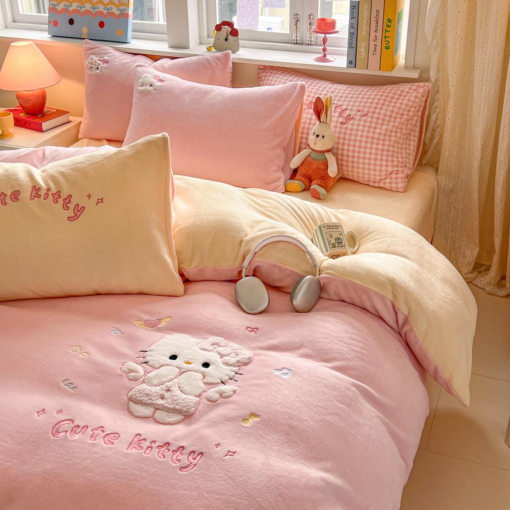 200G Fleece Thickened Milk Fleece Sticker Embroidered Four-Piece Warm And Anti-Static Bedding