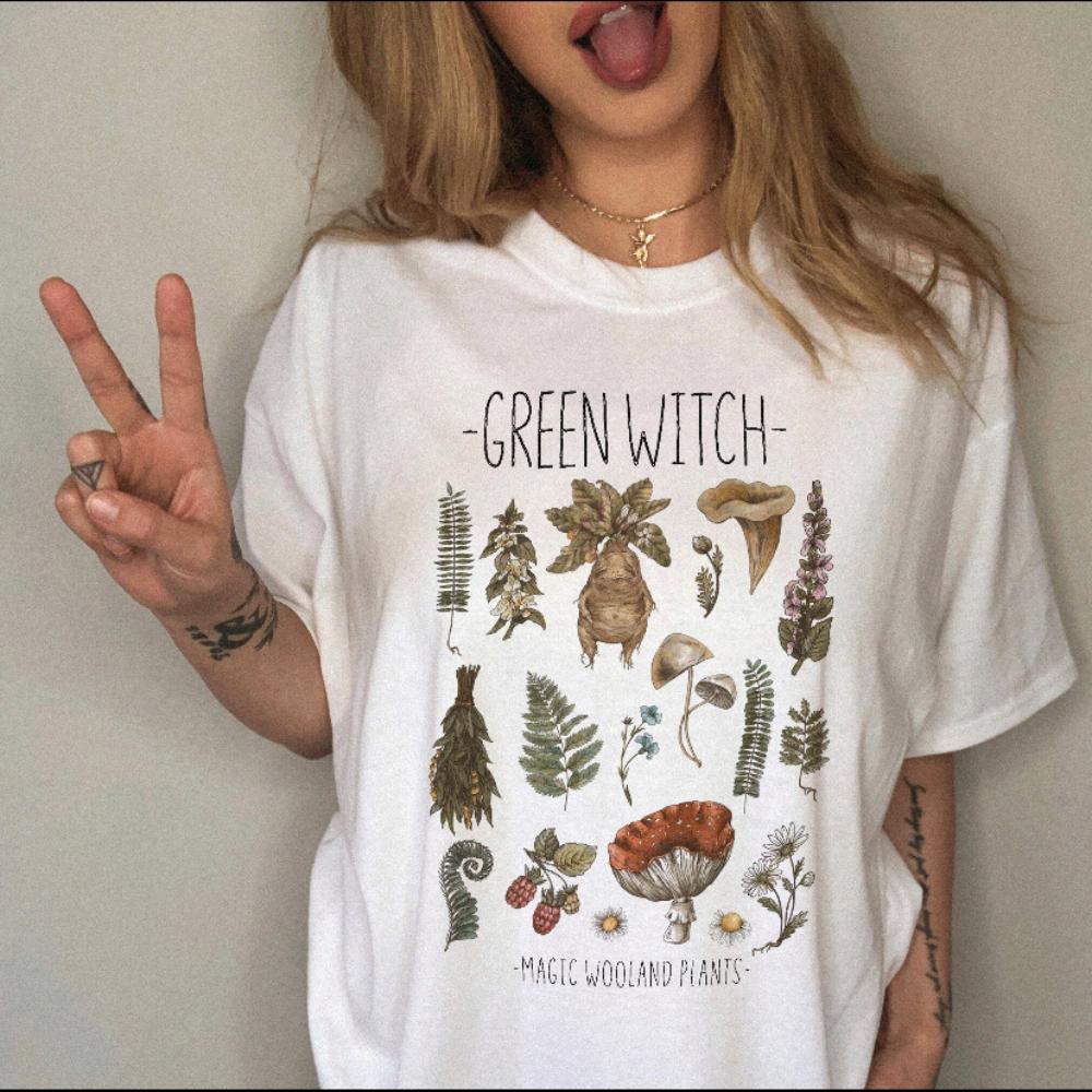 Women TShirt Retro Witch Style TShirt Y2K Aesthetic Casual Loose Fit Top Sun Moon Stars Harajuku Graphic Print Daily Streetwear