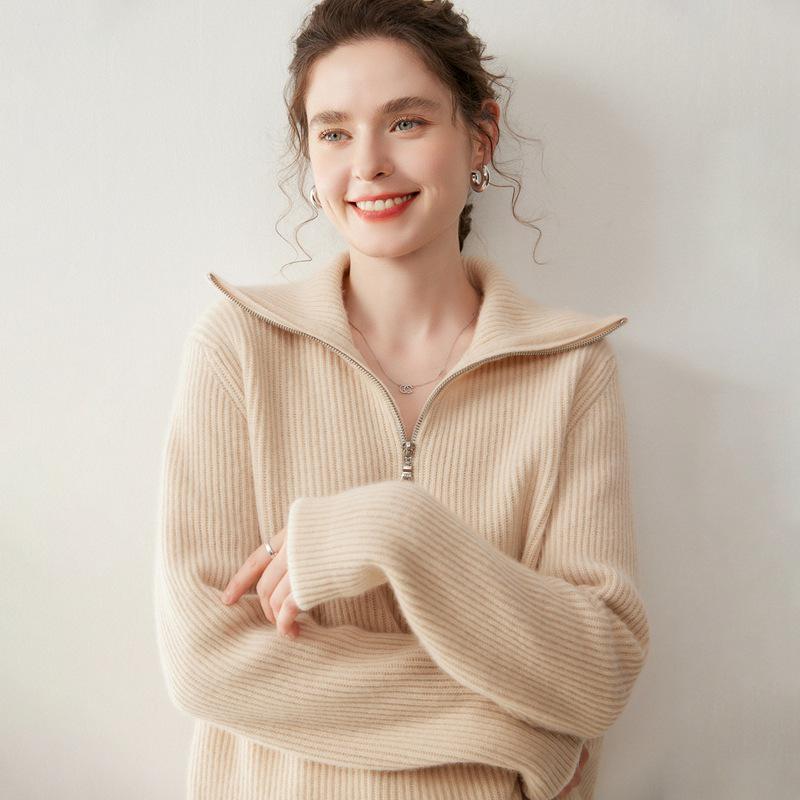 Women's Korean Style Half-Zip Cashmere Sweater - Loose, Slimming, Thickened Pullover with Turn-Down Collar for Autumn/Winter.