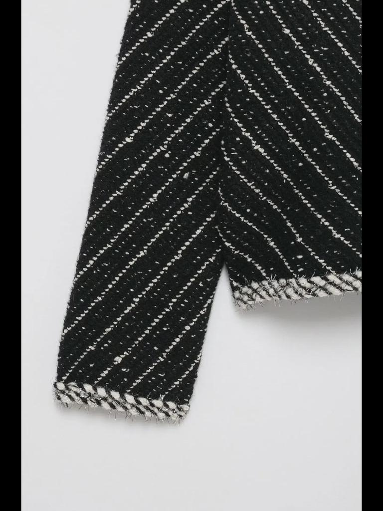 French Style Women's Knitted Suit: Single-Breasted Jacket + Short Skirt