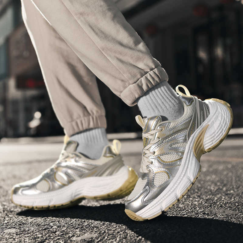 Without Heels Slip-ons Women Shoes Loafers Top Sale Sneakers Sporty Woman Sport New Fast Pro Bascket Kawaiis