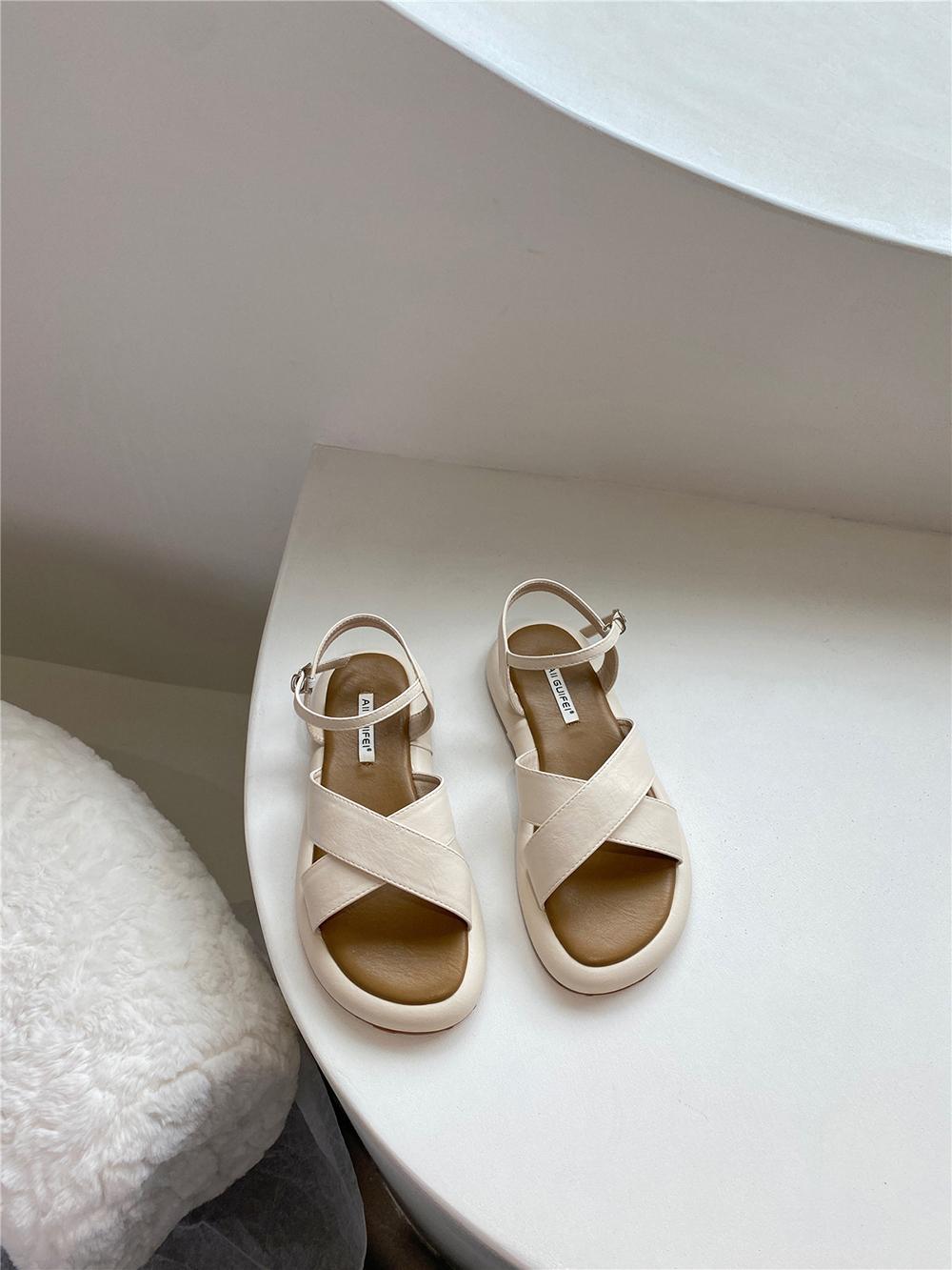 

мода Модные женские босоножки с перекрестными ремешками Летние модельные туфли на плоской подошве с низким каблуком Босоножки для вечеринок с ремешком на щиколотке с перекрестной пряжкой Размер 35-40 7.5 белый