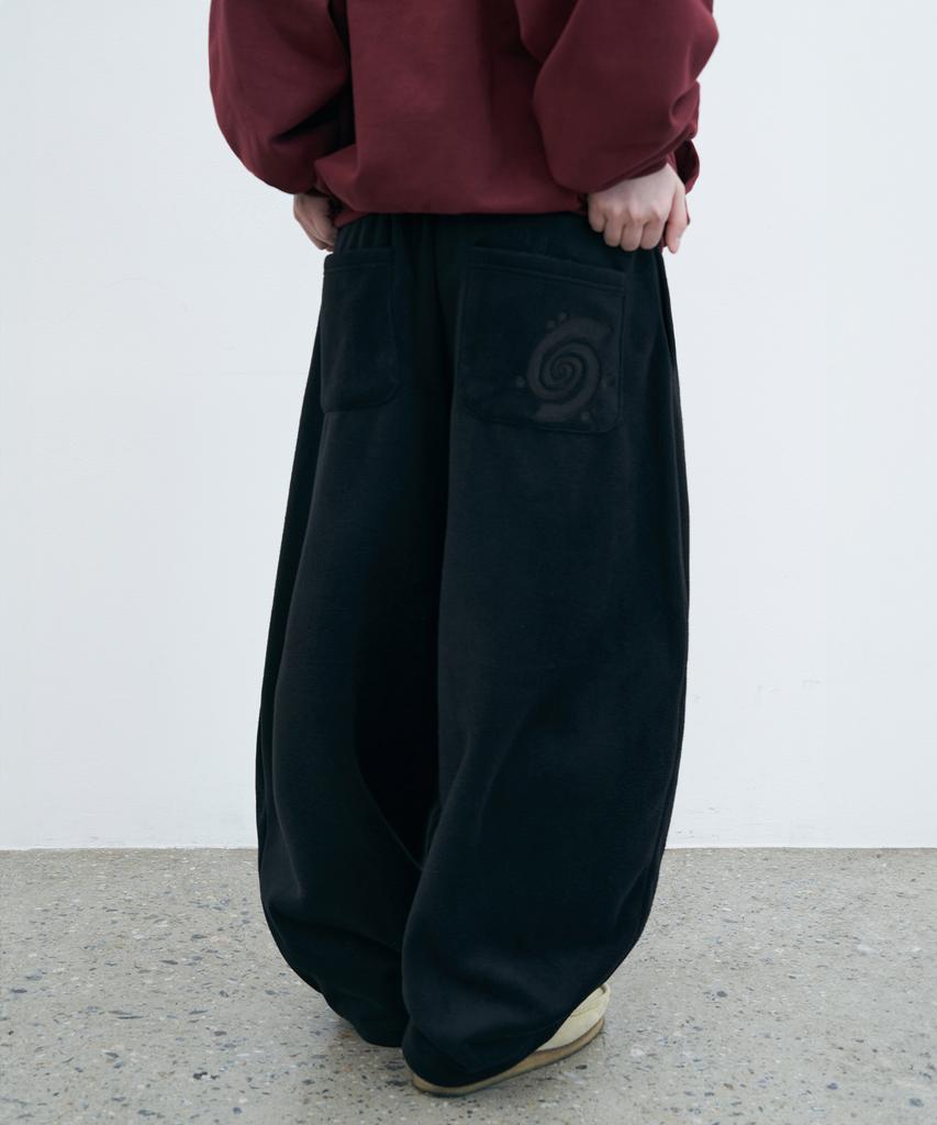 URBANSTOFF Swirl Patch Fleece Pants (Black)