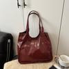 Women Retro Large Capacity Commute Armpit Tote Handbag For Daily Use