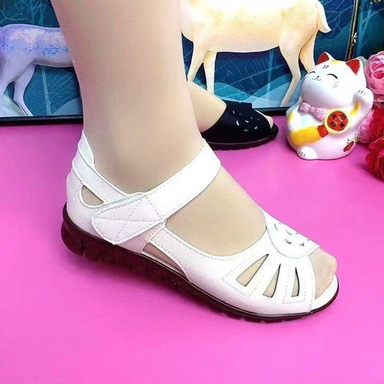 Sandals Women's Shoes 2025 Summer New Women's Sandals Mother Shoes Flat-soled Beef Tendon Soft-soled Middle-aged and Elderly Beach Shoes