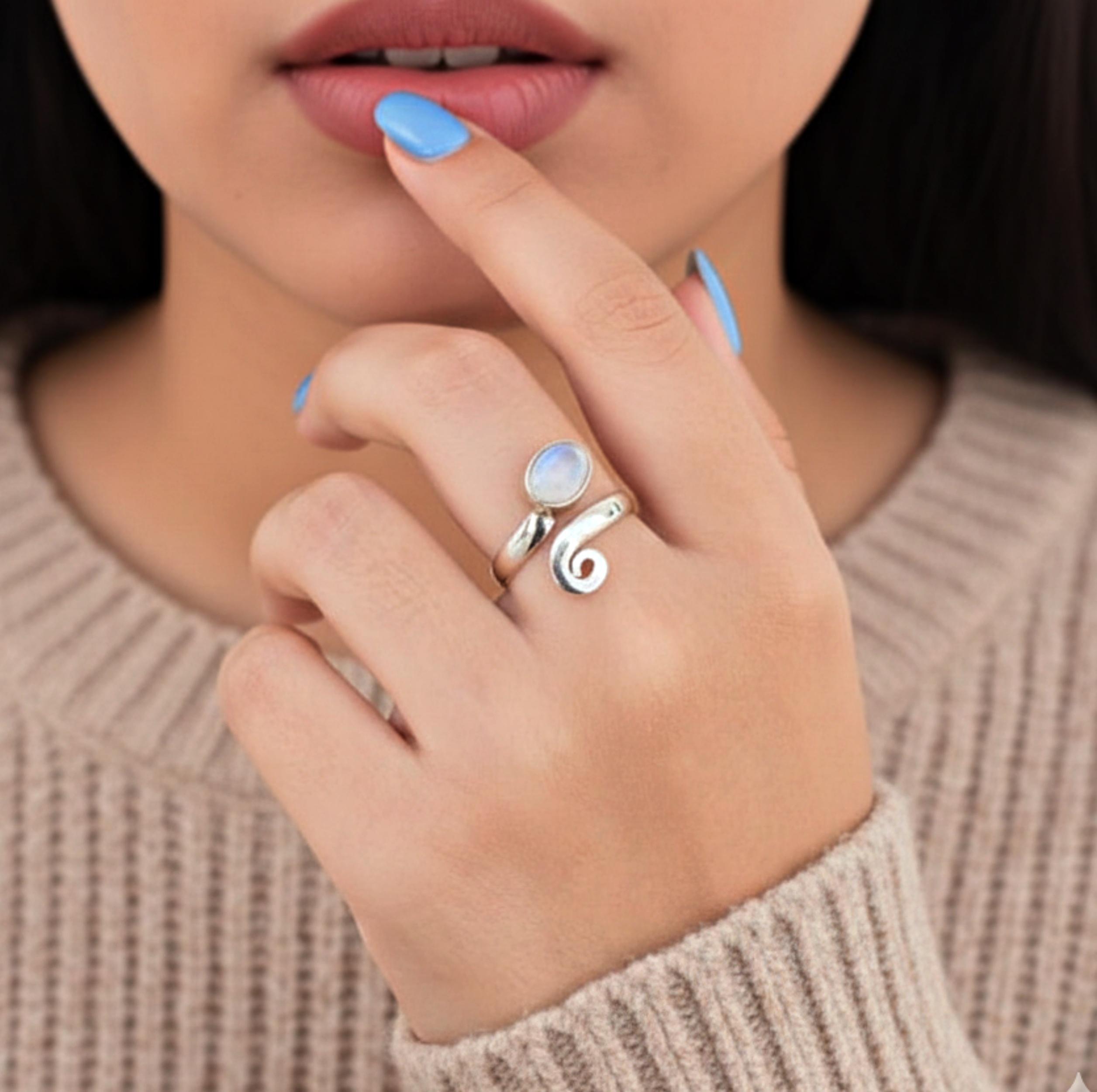 

Rainbow Moonstone Oval Cut Ring, 925 Sterling Silver, Adjustable Open Minimalist Statement Ring 12 срібний