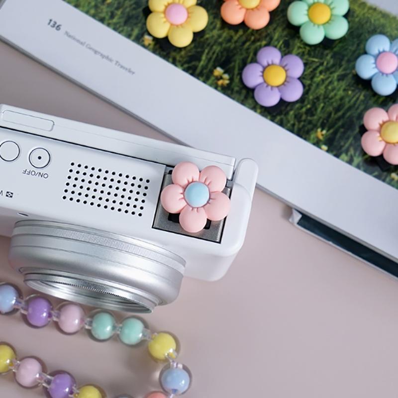 3D Roztomilý Květinový Kryt na Botu Kamery Měkký Silikonový Univerzální Chránič Blesku Patice pro Studený Blesk Krytka Chránič Pro A7C2/A6400