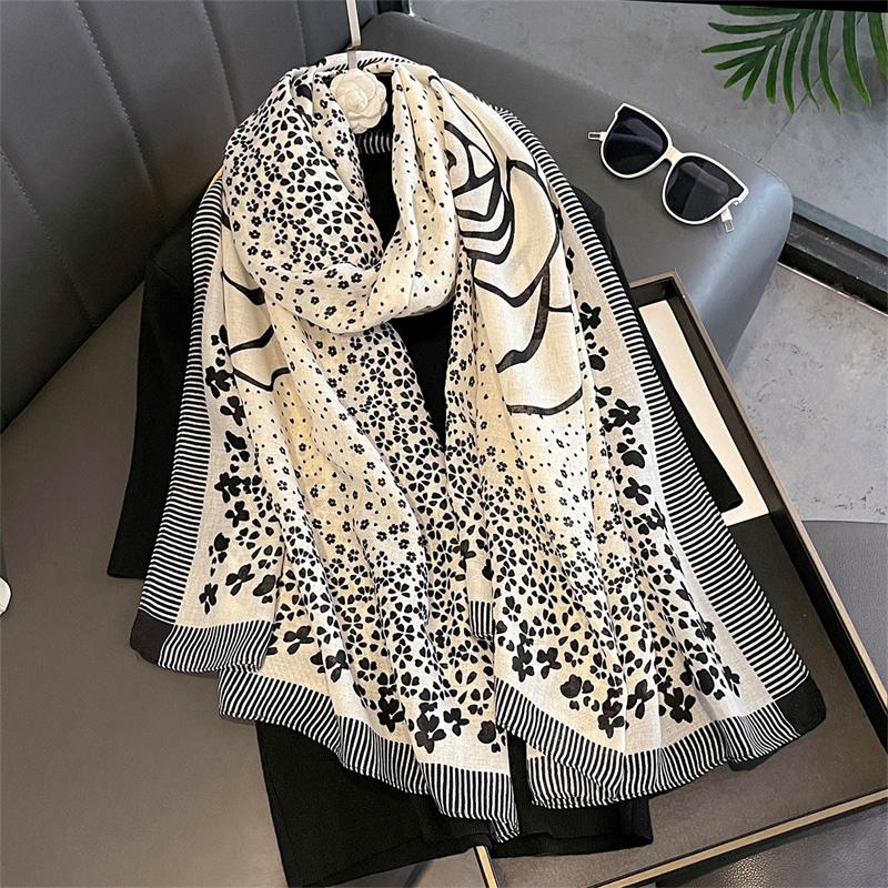 New Spring Women Cotton Scarf Beach Hijab Shawls and Wraps  Luxury Brand Flower Female Foulard Echarpe Designer Bandana