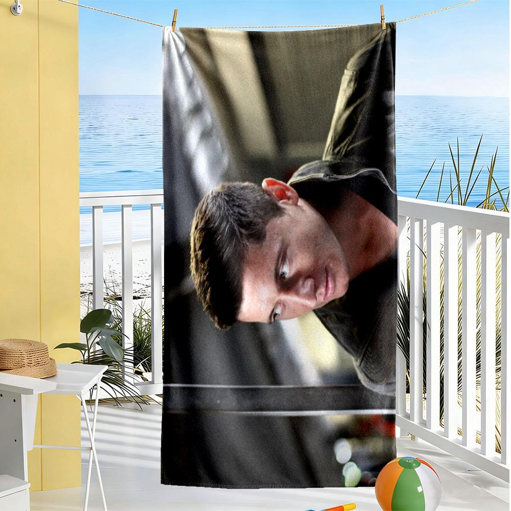 Man Urban Beach Towel Super Soft Microfiber Quickdry Fabric Comfortable Lightweight