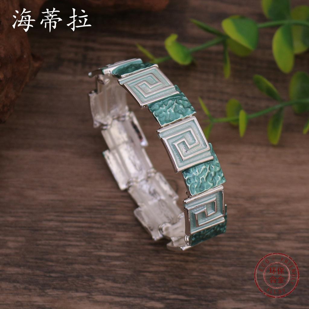 Luxury Hot-selling Enamel Color Geometric Square Totem Elastic Bracelet Personalized Creative Men and Women Versatile Totem Bracelet