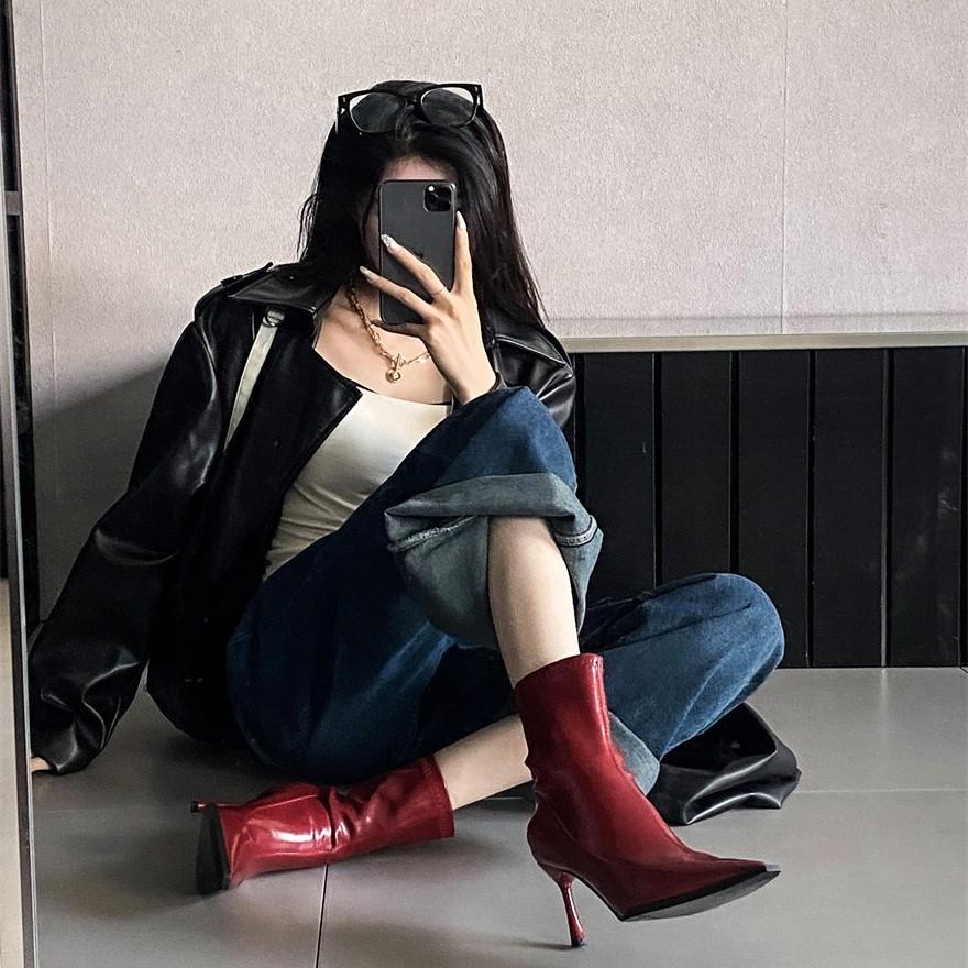 2025 autumn and winter new pointed short boots women's boots fashion thick heel thin boots niche design Martin boots